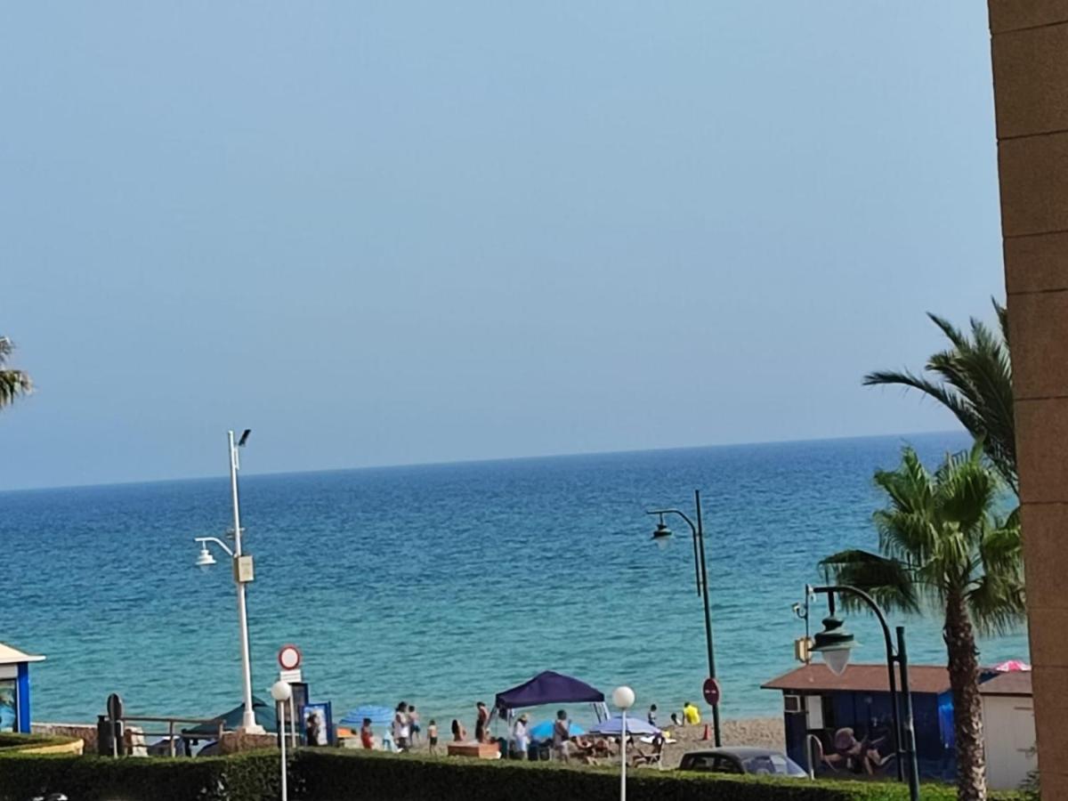 Casa Playa Guadalmar, Beautiful Apartment In Front Of The Sea, Wifi, Ac, Smart Tv, Private Parking Málaga Eksteriør bilde