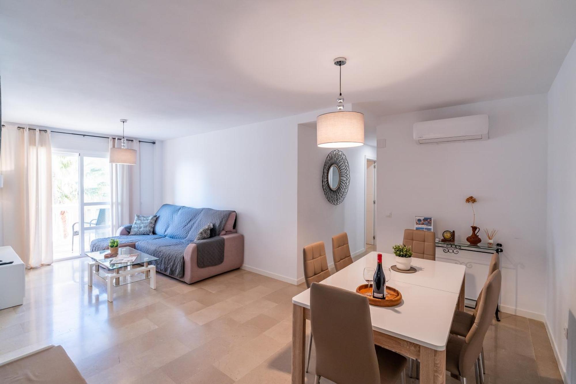 Casa Playa Guadalmar, Beautiful Apartment In Front Of The Sea, Wifi, Ac, Smart Tv, Private Parking Málaga Eksteriør bilde